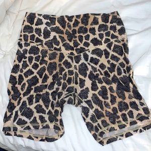 Size large offline American eagle biker shorts